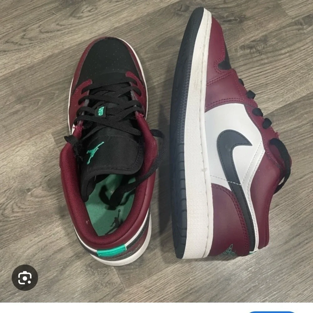 Nike Air Jordan 1 Low Dark Beetroot GS Shoes DM0589-635 Size 7 Youth